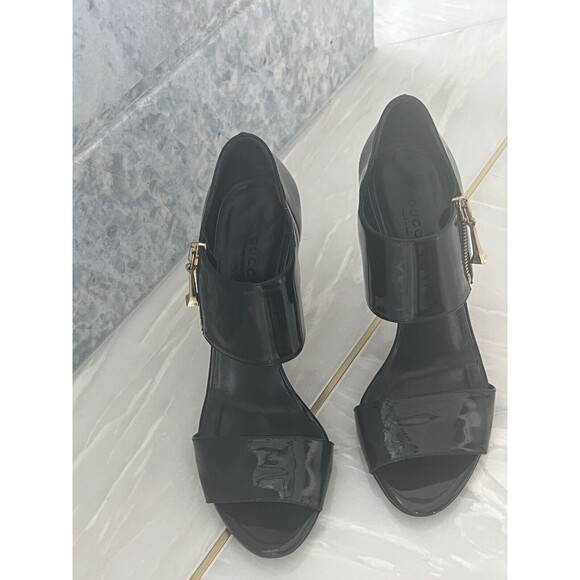 GUCCI: Black, Patent Leather Mary Jane Strappy Sandals Heels Size: 7.5 / 37.5 - Picture 3 of 10